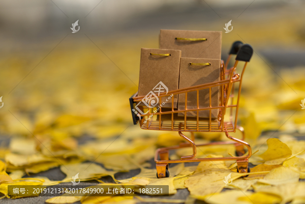 年底季末清倉(cāng)促銷(xiāo)