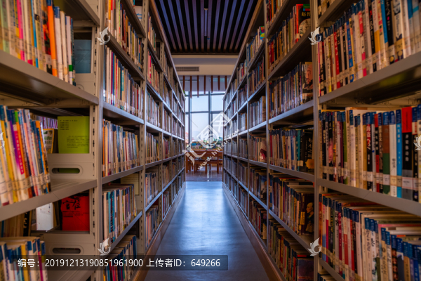 書架