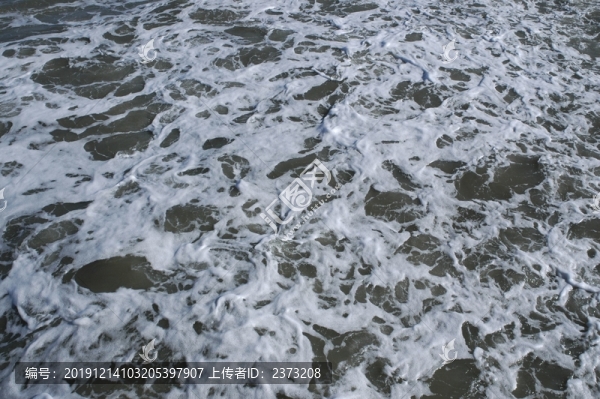 渾濁的海水