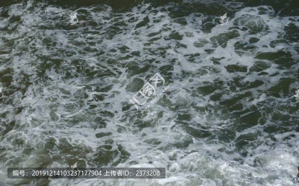 沙灘海浪近景