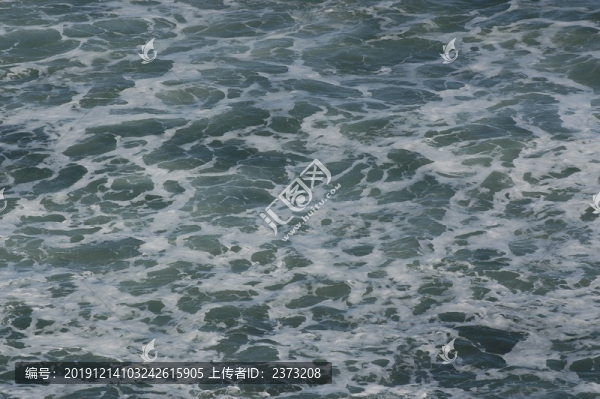 奔騰的海水