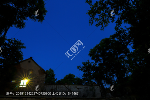 鄉(xiāng)村夜景