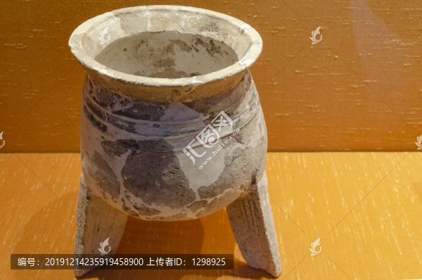 良渚文化紅陶甗