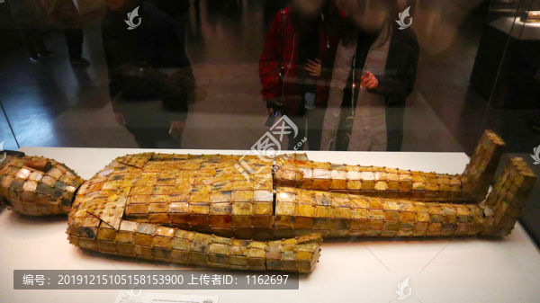 漢代金縷玉衣