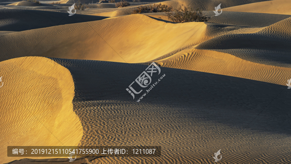 塔克拉瑪干大沙漠