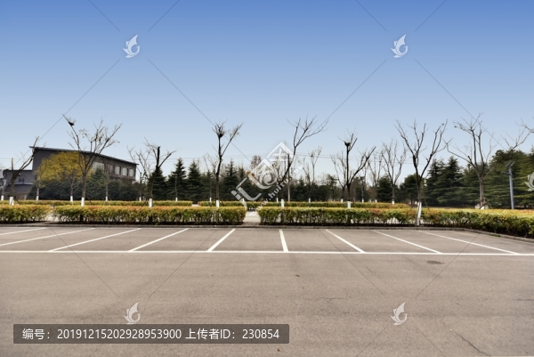 地面停車場