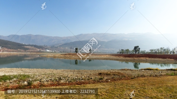 云南紅河蒙自天龍湖風(fēng)光