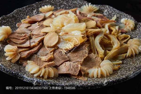 三更牛雜