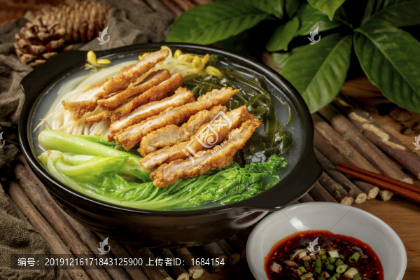 雞排濃湯砂鍋