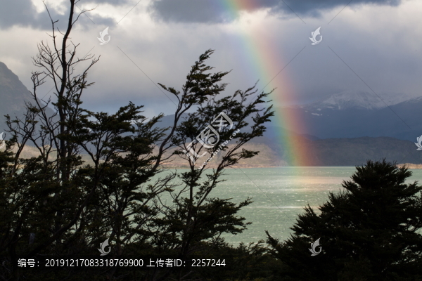 雨后彩虹