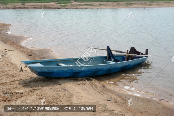 沙堆梅閣水庫的小船