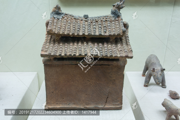 重檐陶樓