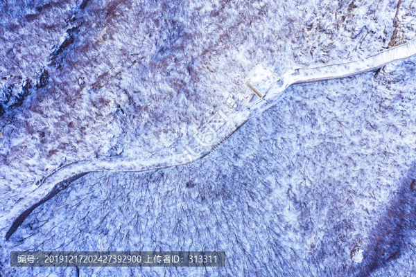瑞雪照長城