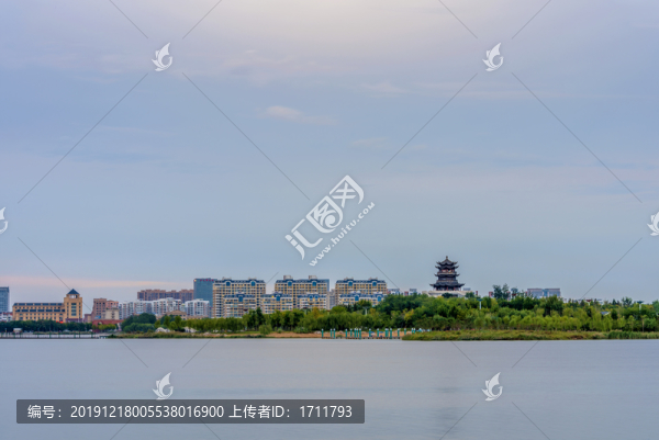中國山東東營清風(fēng)湖公園
