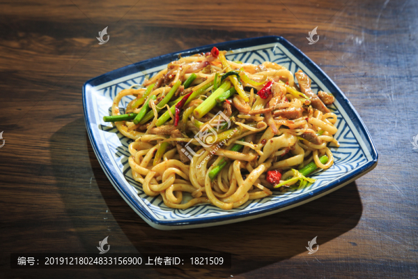 拉條子炒面
