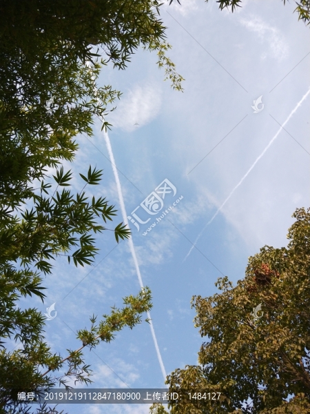 天