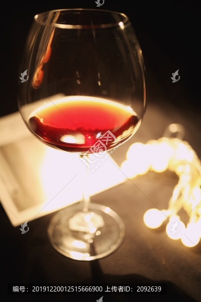 高端紅酒