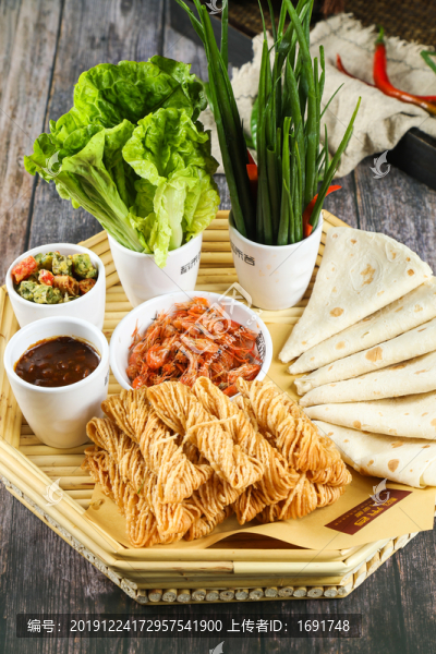 烙饃卷馓子
