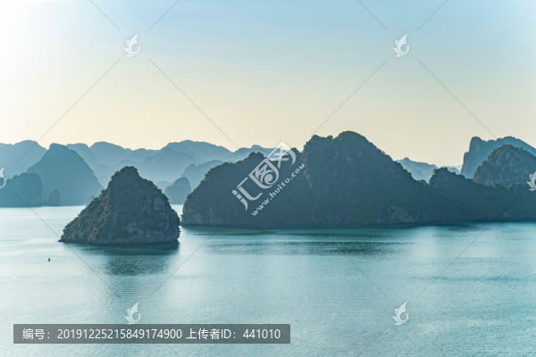 下龍灣