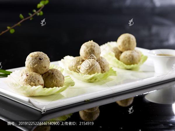 小欖炸魚球
