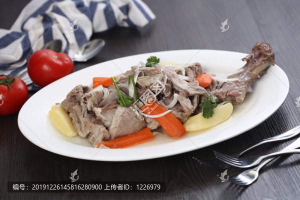 手抓羊前腿