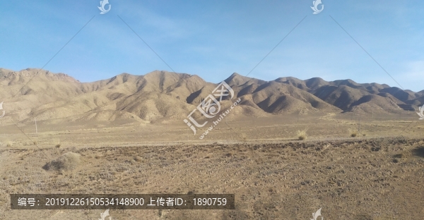 戈壁遠山