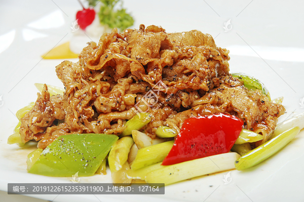 黑椒大蒜炒肥牛