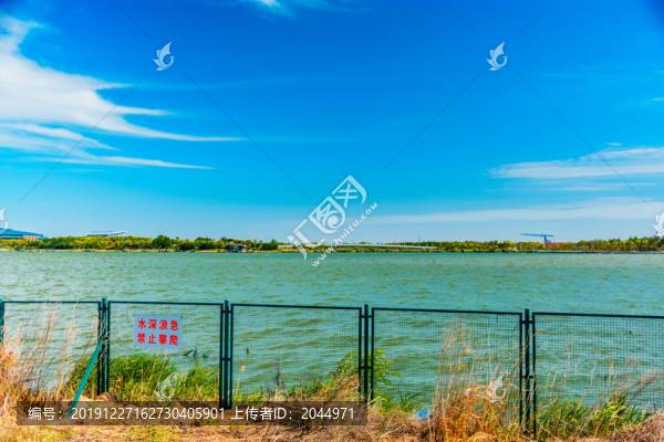 滴水湖