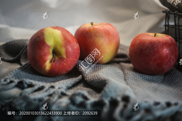丑蘋果