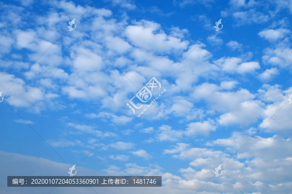 藍(lán)天白云