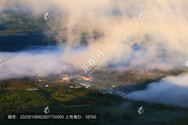 大興安嶺云霧山村