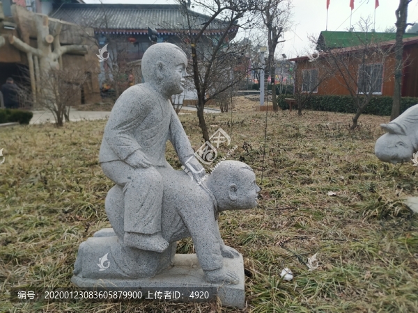 兒童游戲石雕