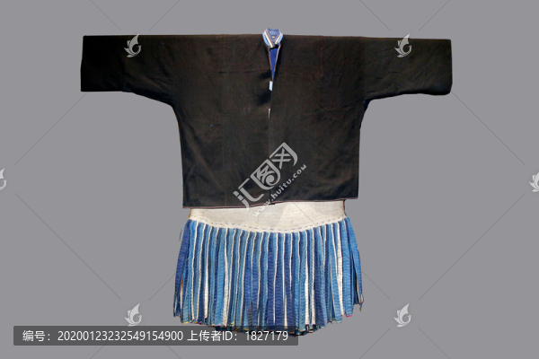 彝族女服