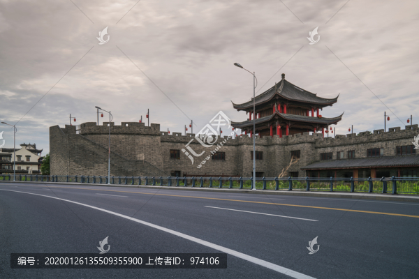 江蘇蘇州古鎮(zhèn)古建筑和道路交通