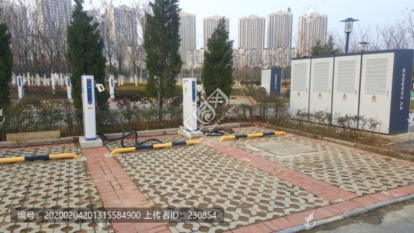 電動(dòng)汽車充電樁