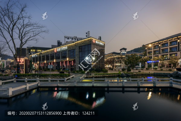 千島湖魚街的夜景