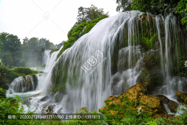 德天跨國大瀑布風景