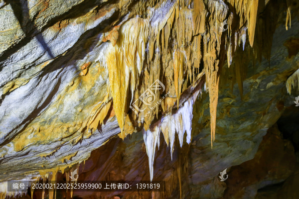 巴馬水晶宮景區(qū)