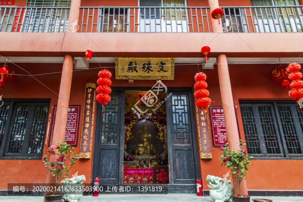 荔浦鵝翎寺