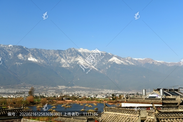 大理古城與蒼山雪