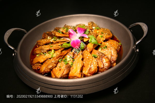 干鍋鴨頭