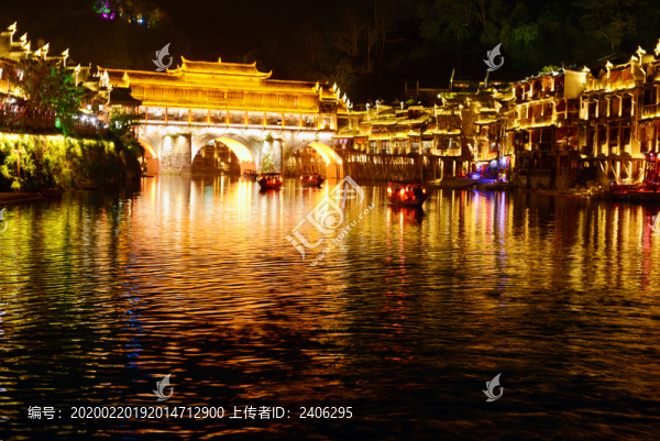 芙蓉鎮(zhèn)夜色