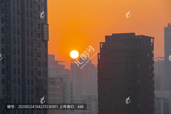 城市夕陽