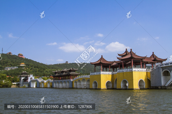 華西建筑