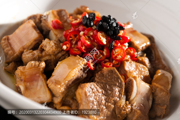 豆辣蒸花豬排