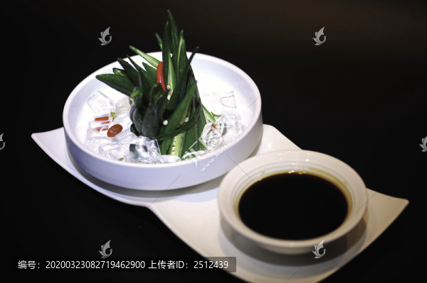 冰鎮(zhèn)秋葵