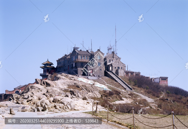 泰山