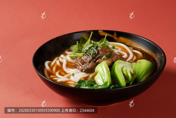 川香紅燒牛肉面
