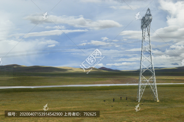 高原架設(shè)電線桿