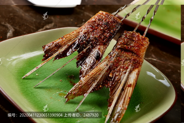 烤魚尾